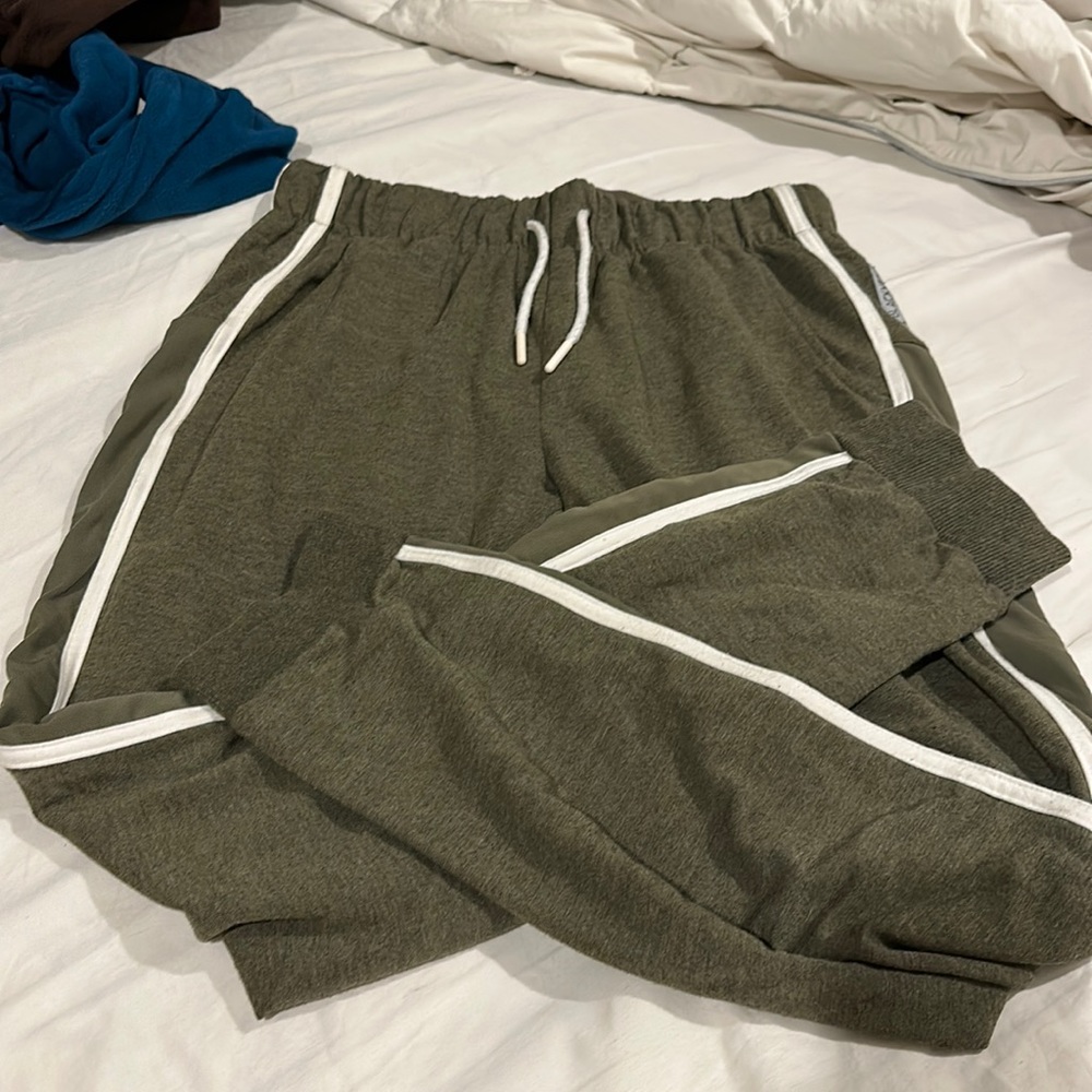 Nikki Blackketter x gymshark jogger